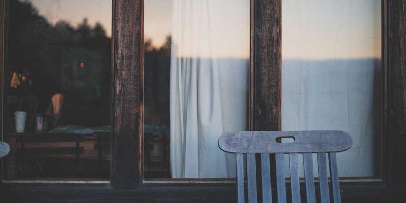 曼哈顿水龙头23：在涂鸦艺术中啜饮纽约灵魂的鸡尾酒朝圣地